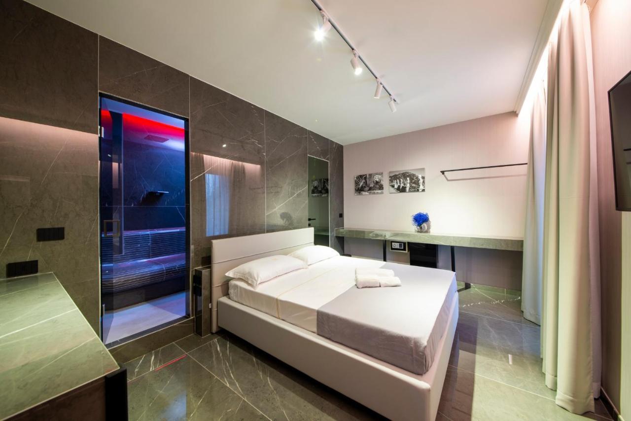 Xbusiness Hotel 4*