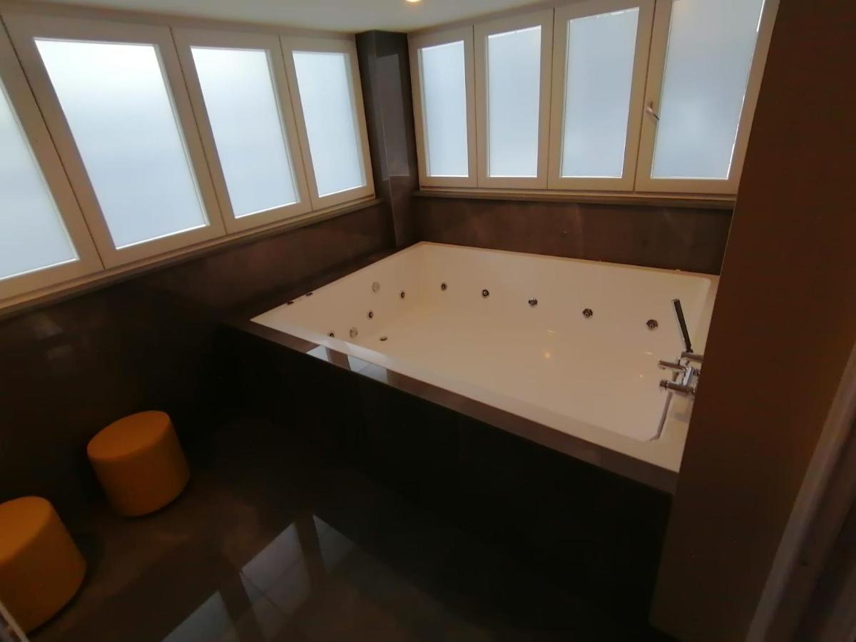 Hotel Xbusiness 4*