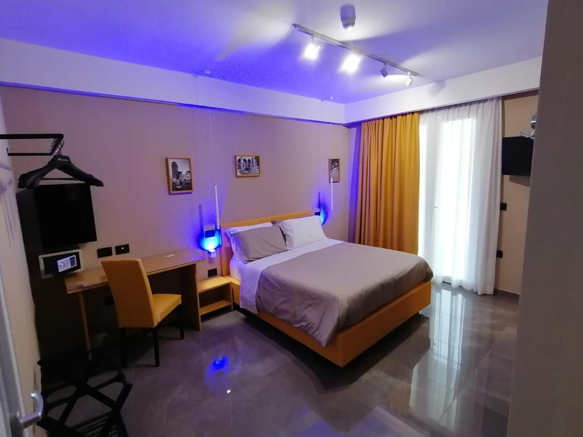 Xbusiness Hotel 4*